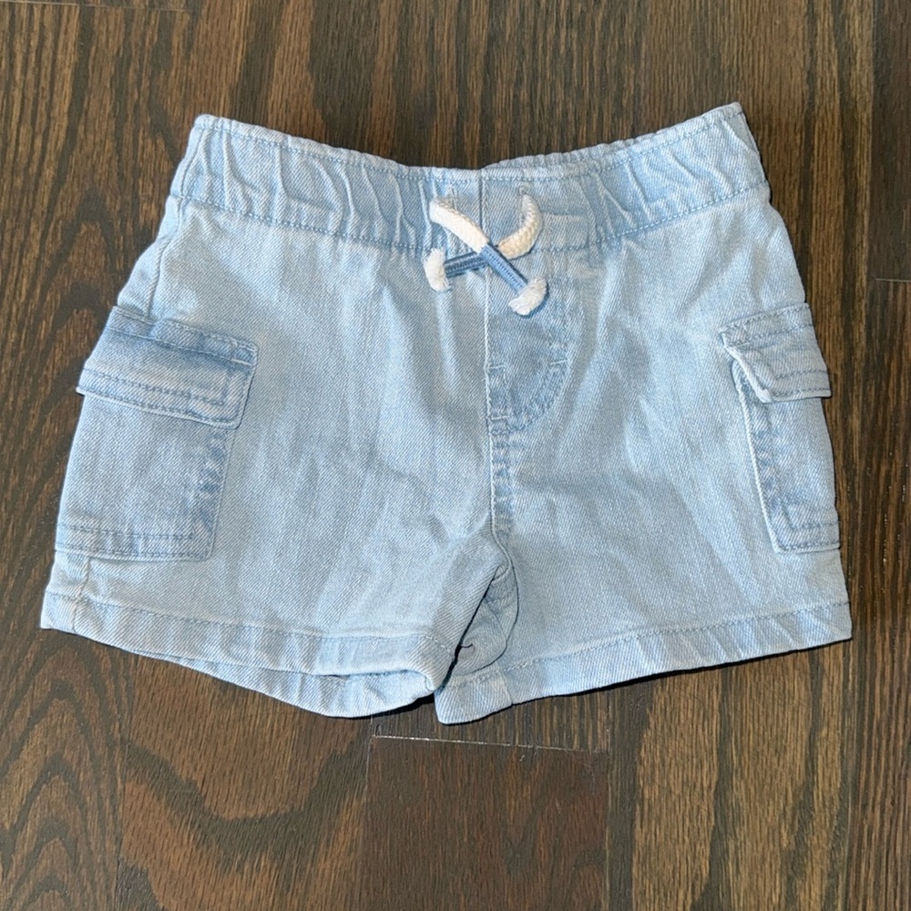 Garanimals Baby Light Wash Denim Cargo Shorts 3-6M NWOT